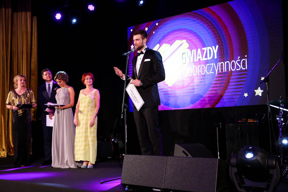 Katarzyna Żak, Mateusz Damięcki, Maciej Orłoś i Andrzej Wrona to laureaci VIII edycji Plebiscytu „Gwiazdy Dobroczynności”.