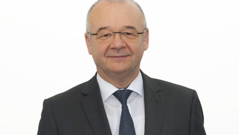dr Andreas Glenz